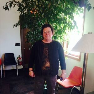 Meet your Posher, Carla